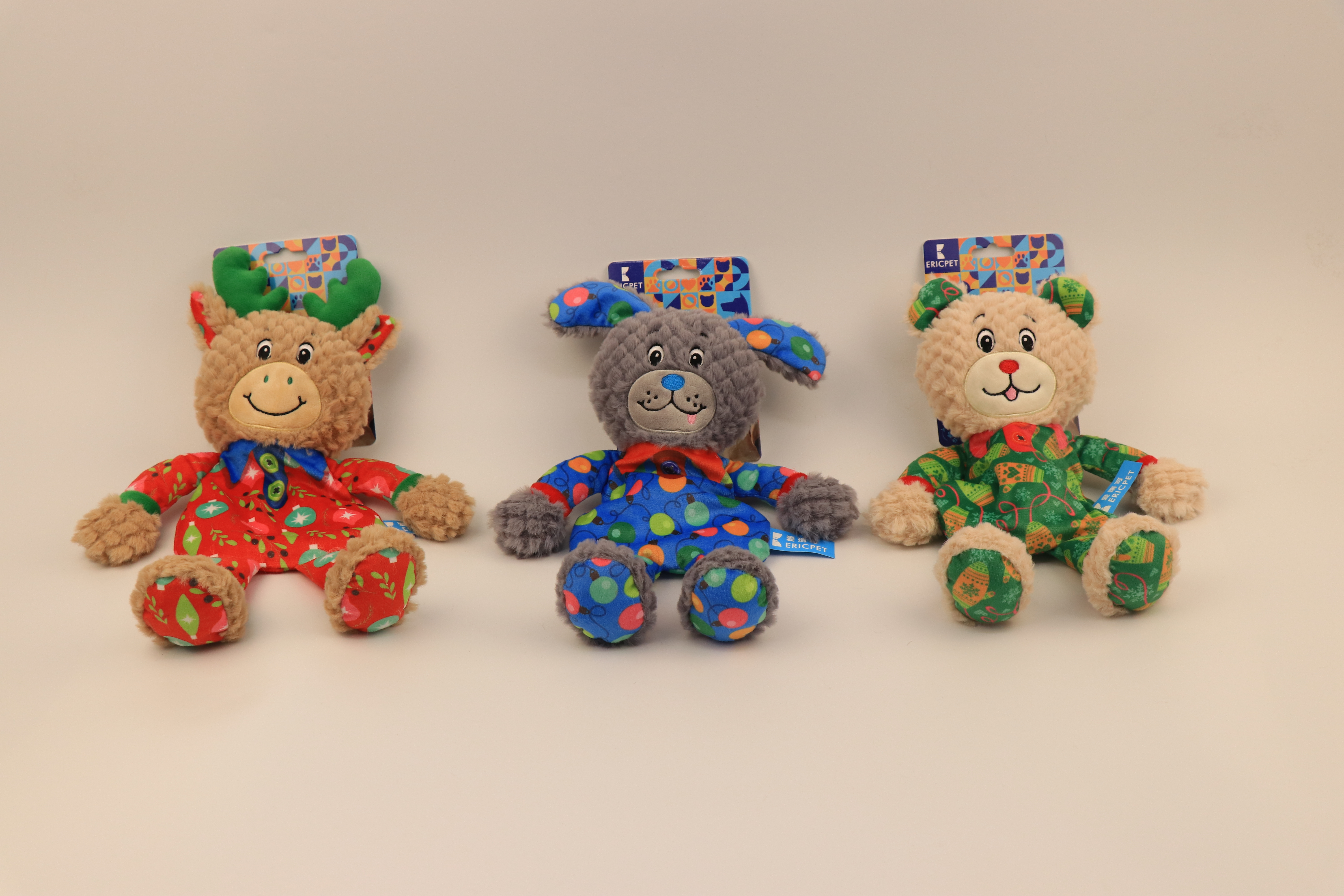Stuffingless Plush Dog Toy